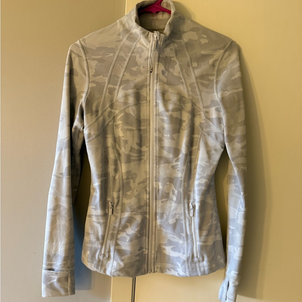 Lululemon Define Jacket - white/grey camo
